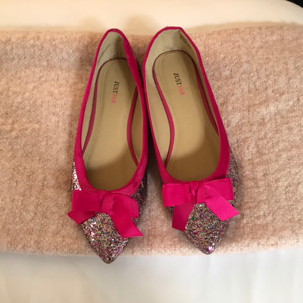 EUC JustFab Glitter Flats